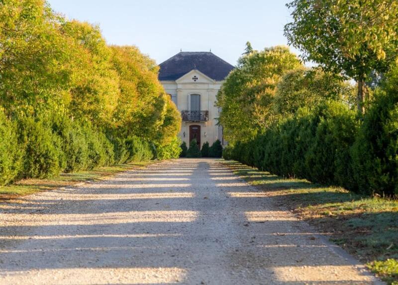 En Bord De Riviere Bed & Breakfast Casseneuil Exterior photo